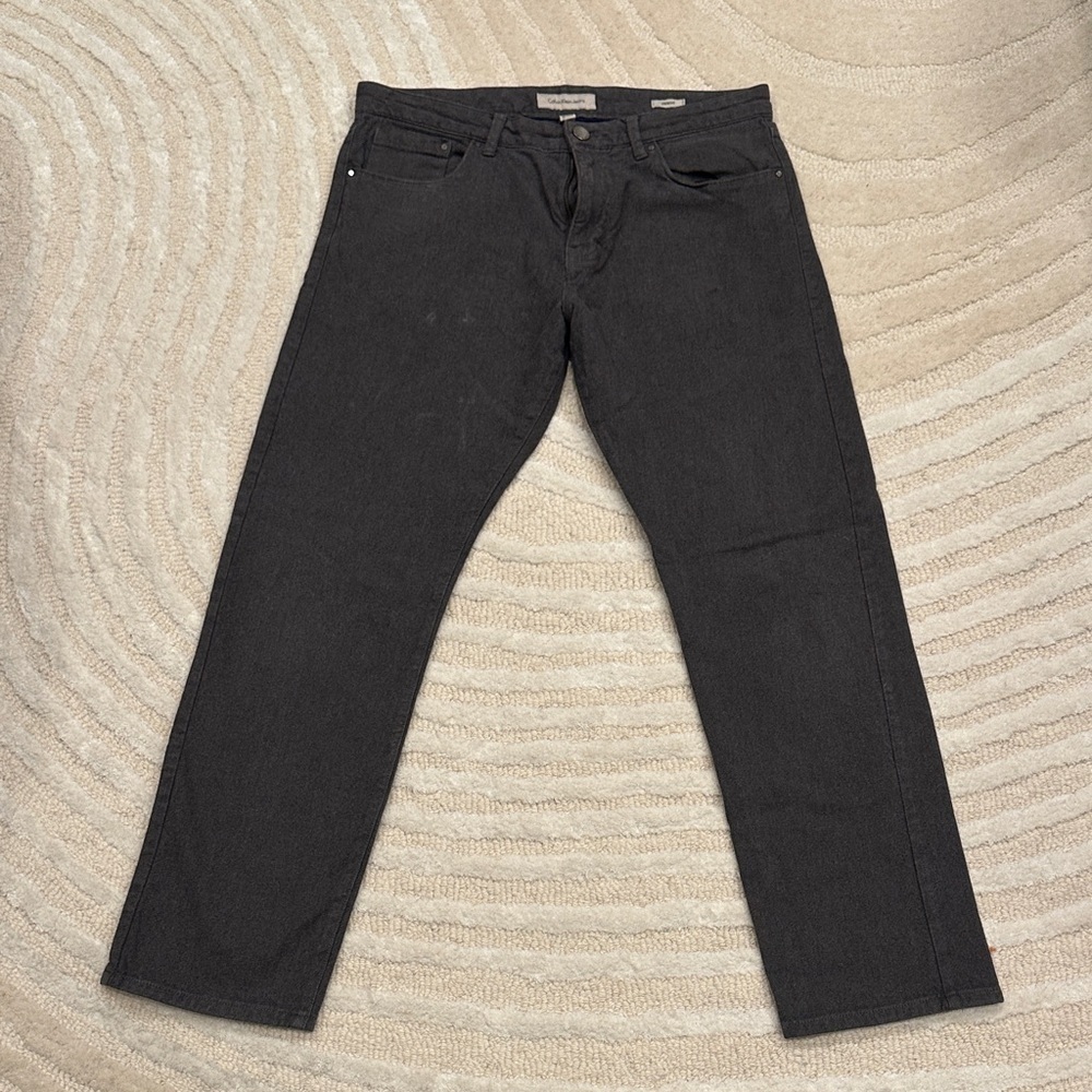 Calvin Klein Jeans Men's Dark Gray Straight Jeans